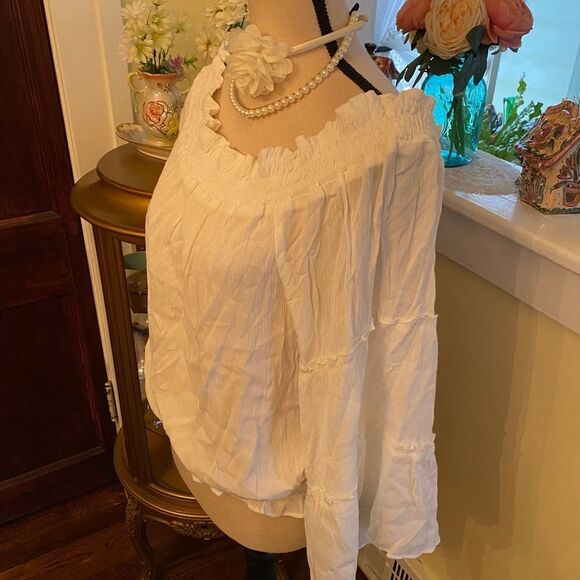 Loralette White Boho Off Shoulder Blouse - Picture 4 of 8